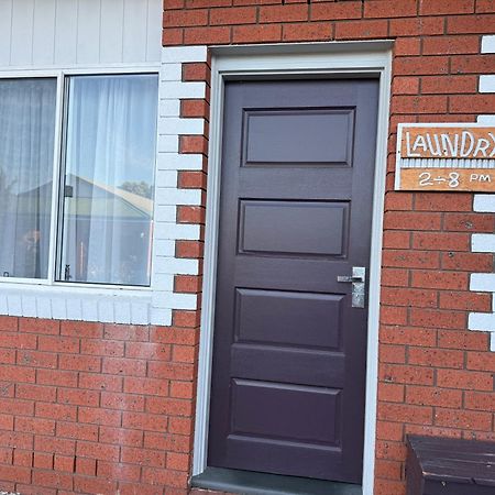 Beachcomber Motel & Apartments Аполо Бей Екстериор снимка