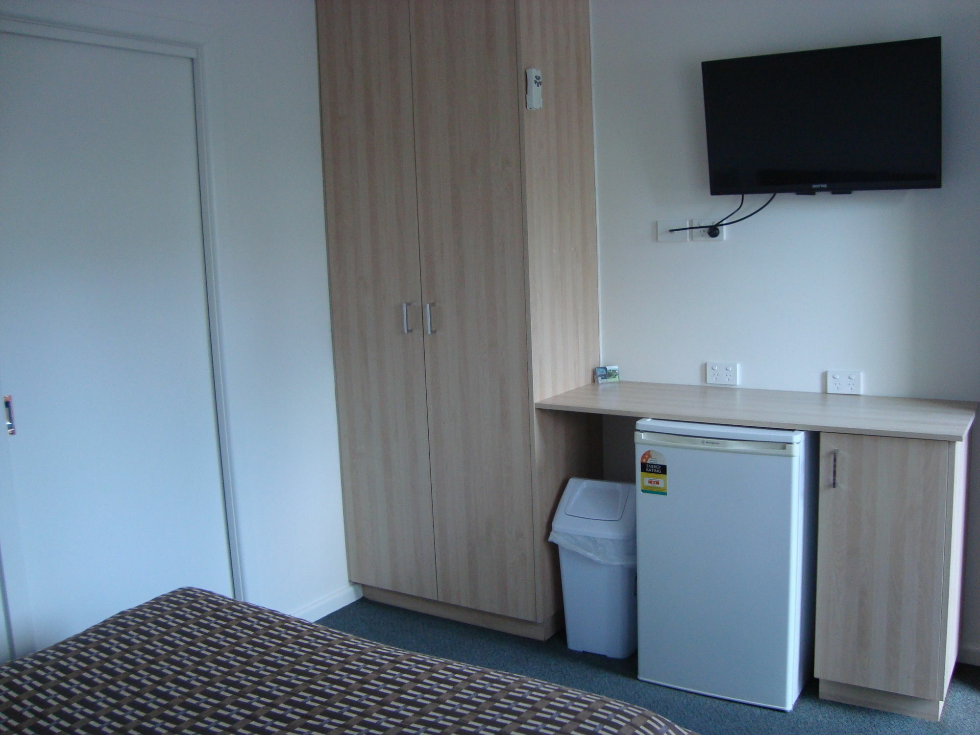 Beachcomber Motel & Apartments Аполо Бей Екстериор снимка