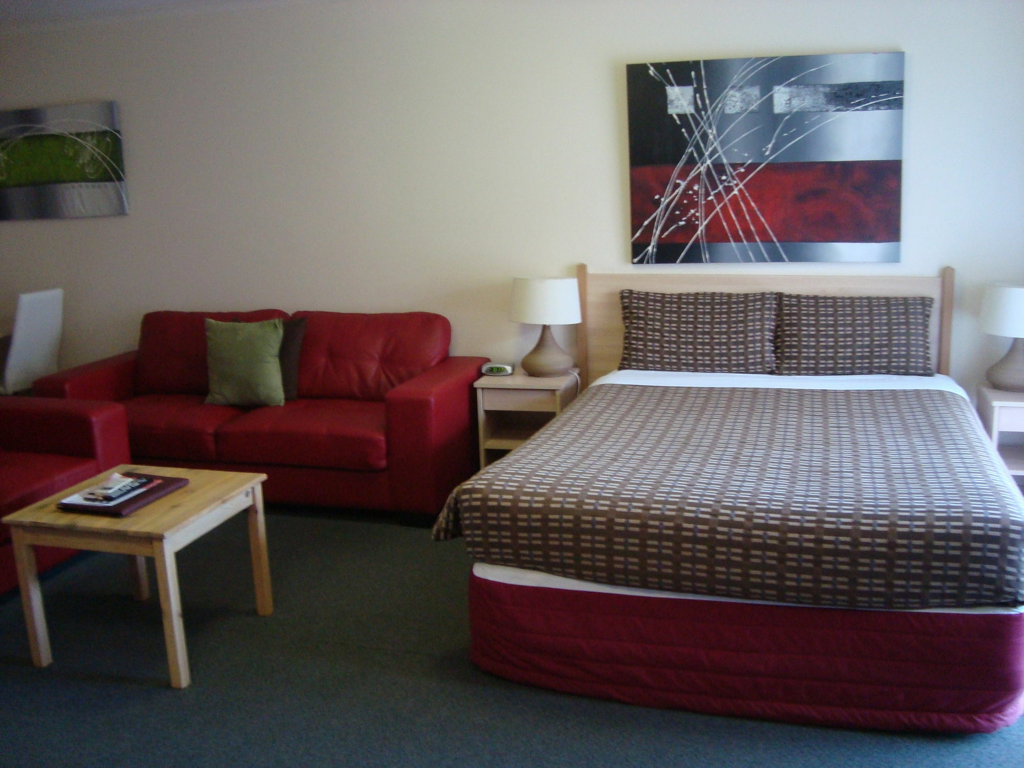 Beachcomber Motel & Apartments Аполо Бей Екстериор снимка
